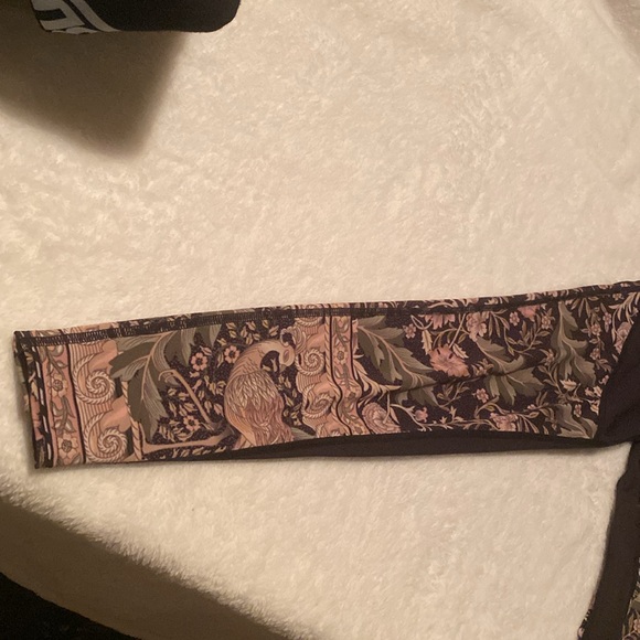 Spell Leggings - Picture 2 of 4